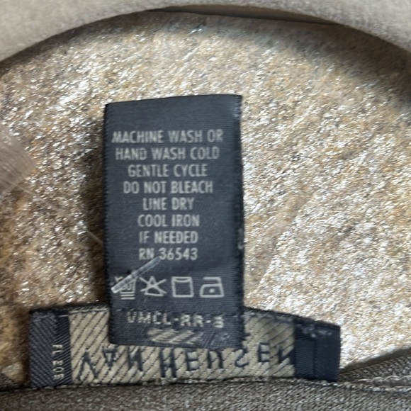 Van Heusen Cardigan & Pants Large - Picture 4 of 6